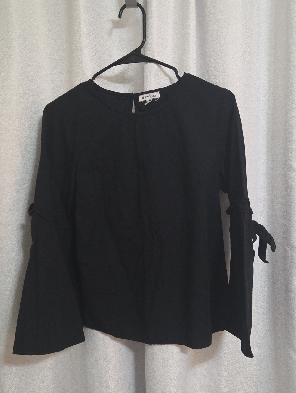dizzyissy Black Tie-Sleeve Blouse